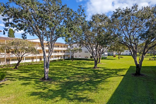 581 Mansfield N, Boca Raton, FL 33434