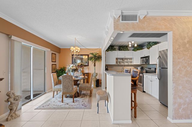 581 Mansfield N, Boca Raton, FL 33434