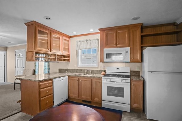 28 Terry Drive, Attleboro, MA 02703