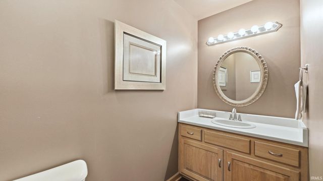 6409 Beaver Creek Court, Fort Wayne, IN 46814