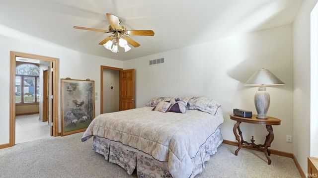 6409 Beaver Creek Court, Fort Wayne, IN 46814