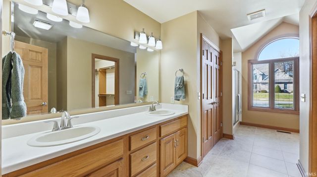 6409 Beaver Creek Court, Fort Wayne, IN 46814