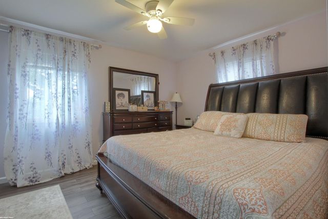 38343 Carolon Blvd, Westland, MI 48185