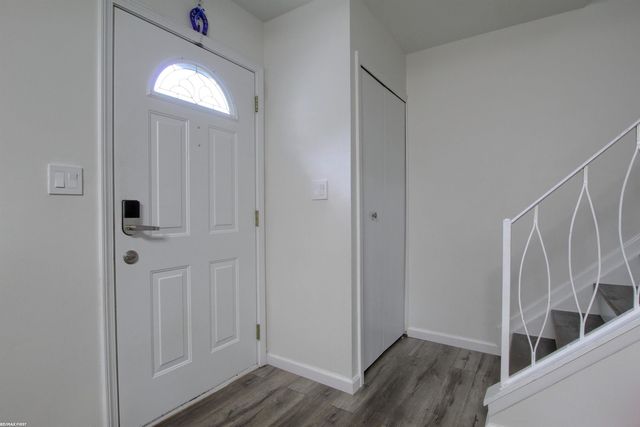 38343 Carolon Blvd, Westland, MI 48185