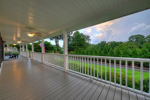 832 W First Street, Blue Ridge, GA 30513