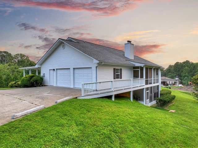 832 W First Street, Blue Ridge, GA 30513