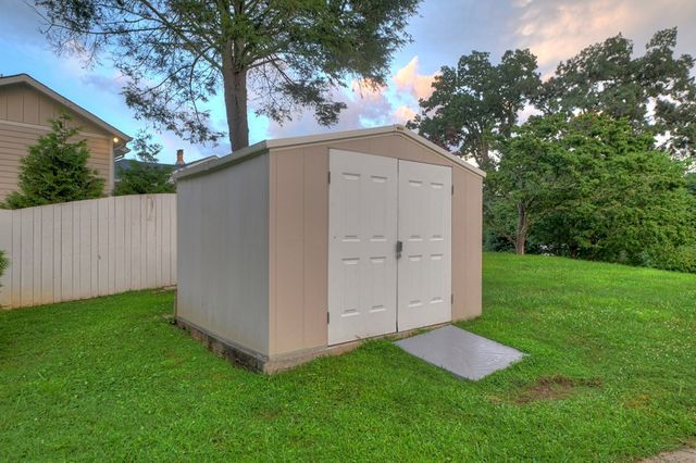 832 W First Street, Blue Ridge, GA 30513
