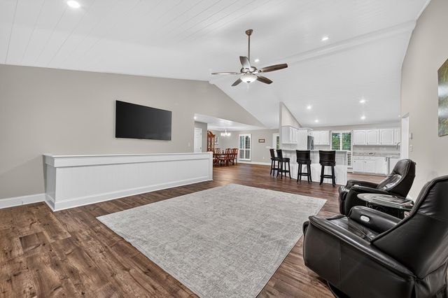 832 W First Street, Blue Ridge, GA 30513