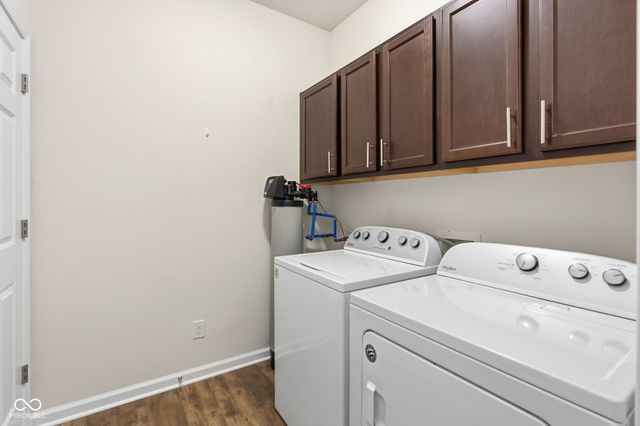 4298 Red Barn Drive, Whitestown, IN 46075