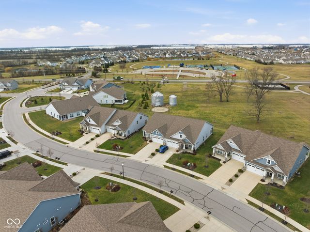 4298 Red Barn Drive, Whitestown, IN 46075