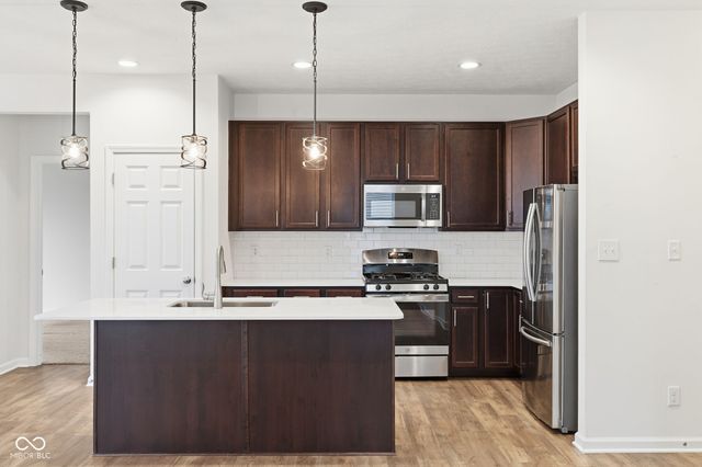 4298 Red Barn Drive, Whitestown, IN 46075