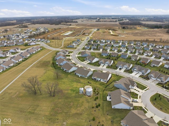 4298 Red Barn Drive, Whitestown, IN 46075
