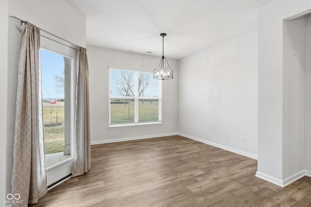 4298 Red Barn Drive, Whitestown, IN 46075