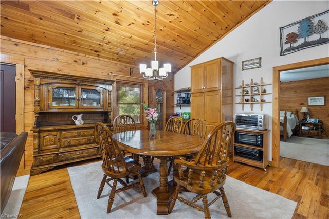 214 Harbor Ridge Drive, Connelly Springs, NC 28612