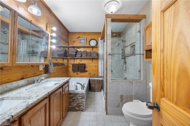 214 Harbor Ridge Drive, Connelly Springs, NC 28612
