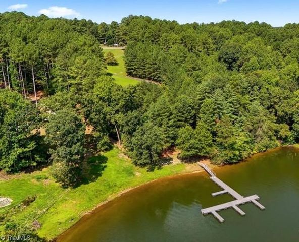 214 Harbor Ridge Drive, Connelly Springs, NC 28612