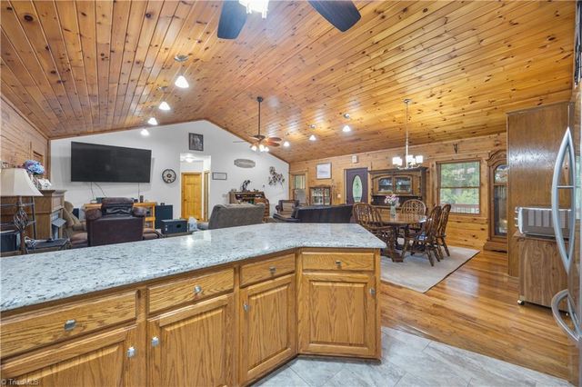 214 Harbor Ridge Drive, Connelly Springs, NC 28612