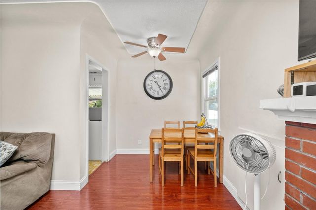165 N Bryan Ave, Oakdale, CA 95361