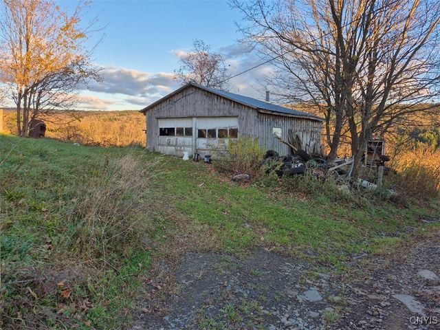 816 Rt.23 Terrace, Pitcher, NY 13801
