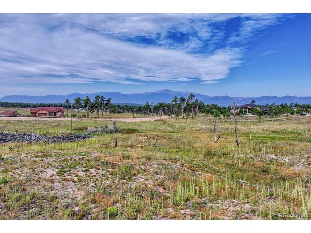 1 Forest Heights Cir, Colorado Springs, CO 80908