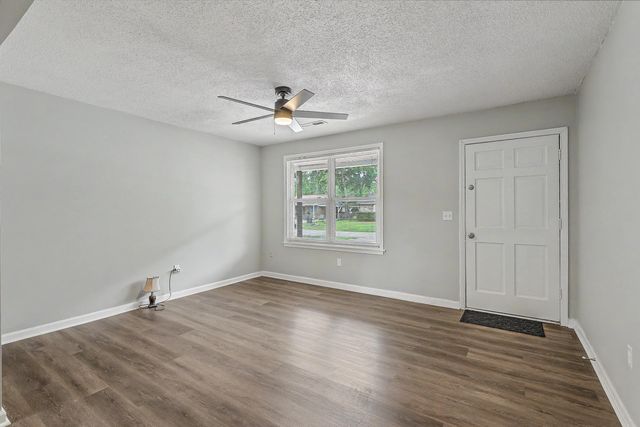 108 Bee Street, Summerville, SC 29483