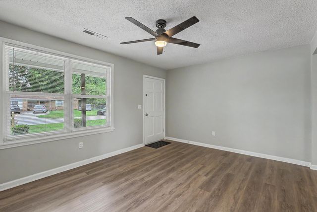 108 Bee Street, Summerville, SC 29483