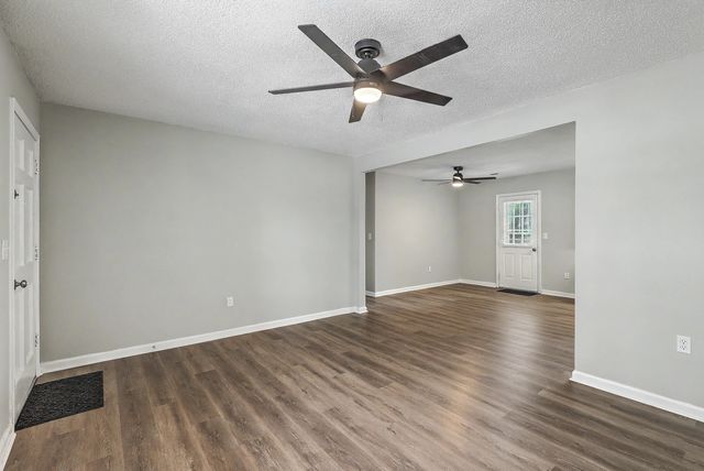 108 Bee Street, Summerville, SC 29483