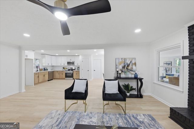 108 Fair Oaks Drive SE, Conyers, GA 30094