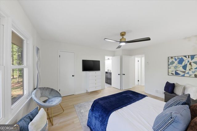 108 Fair Oaks Drive SE, Conyers, GA 30094