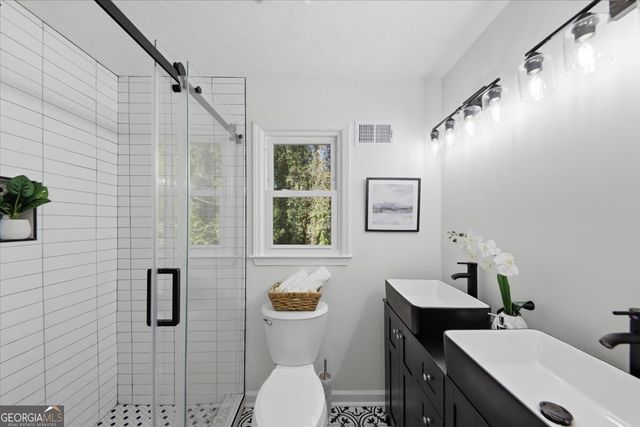 108 Fair Oaks Drive SE, Conyers, GA 30094