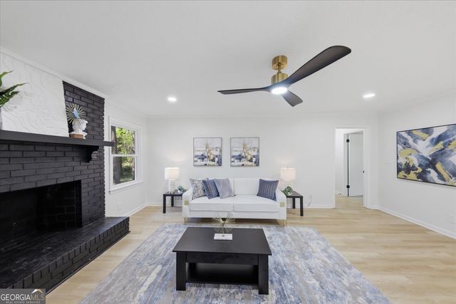 108 Fair Oaks Drive SE, Conyers, GA 30094