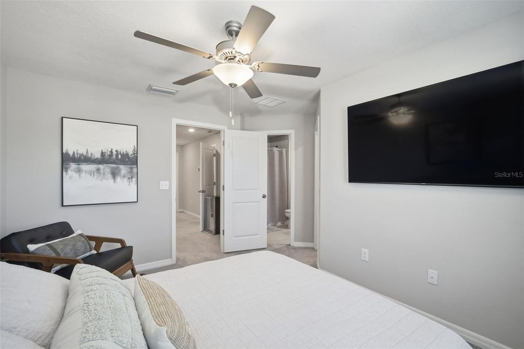 Image 12 of property listing at 1488 CASSIUS STREET, Lutz, FL 33549