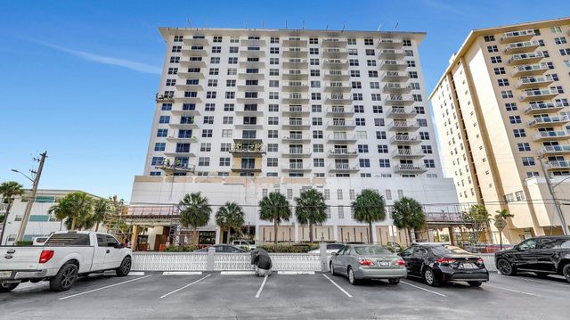 427 Golden Isles Drive 5j, Hallandale Beach, FL 33009