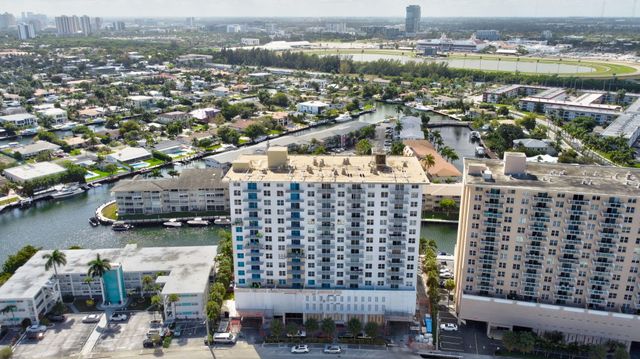 427 Golden Isles Drive 5j, Hallandale Beach, FL 33009