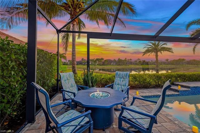 3206 Cotuit LN, Naples, FL 34114