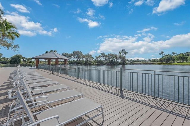 3206 Cotuit LN, Naples, FL 34114