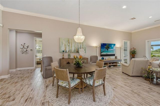 3206 Cotuit LN, Naples, FL 34114