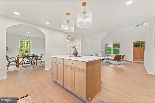 86 VIRGINIA PINES CT, Louisa, VA 23093