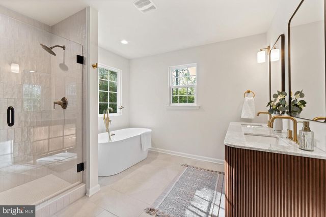 86 VIRGINIA PINES CT, Louisa, VA 23093