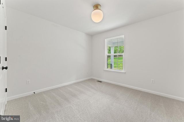 86 VIRGINIA PINES CT, Louisa, VA 23093