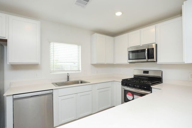 2741 Cadiz Bay Drive, Conroe, TX 77301