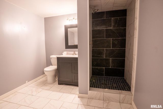 3025 Piper Road, Springfield, IL 62707