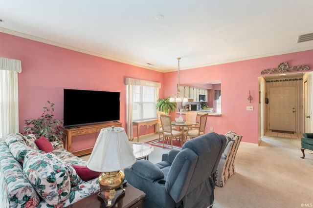 1657 Pine Ridge Court, Elkhart, IN 46514