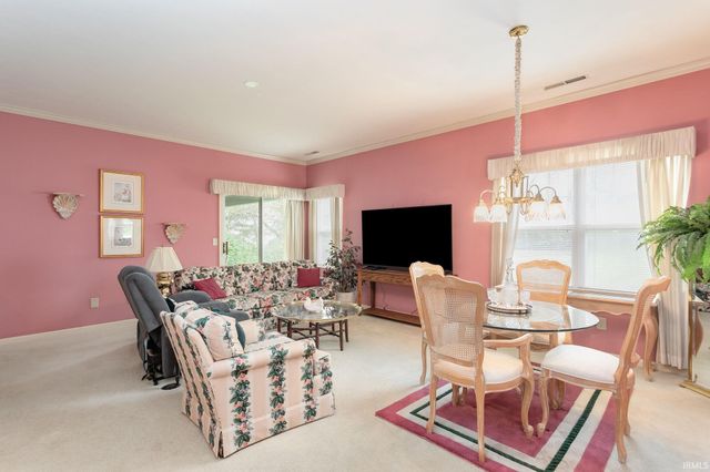 1657 Pine Ridge Court, Elkhart, IN 46514