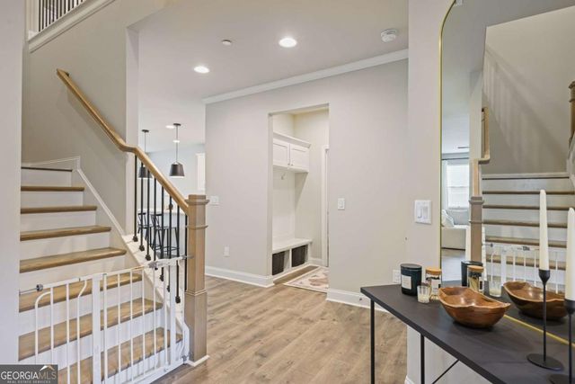 354 Hayden Circle, Woodstock, GA 30189