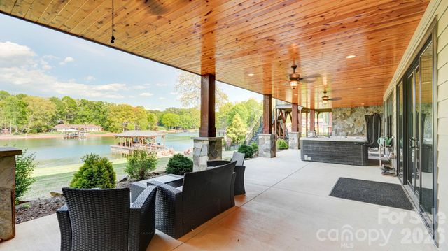 644 Normandy Road, Mooresville, NC 28117