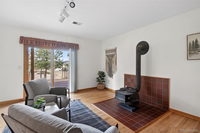 942 Gilia Drive, Golden, CO 80401