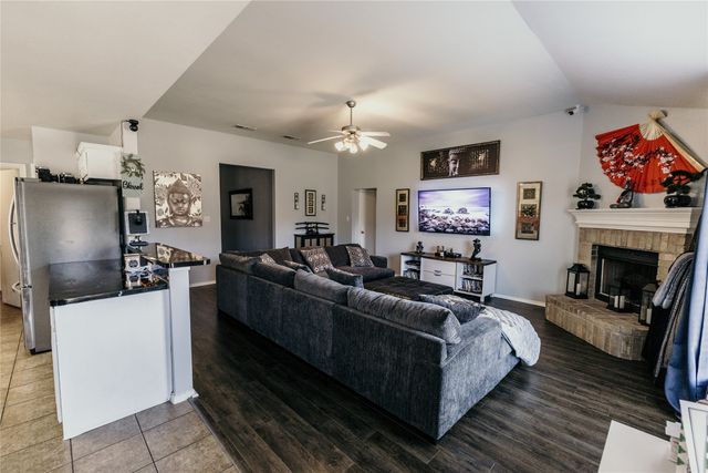 268 Cass Circle, Flint, TX 75762
