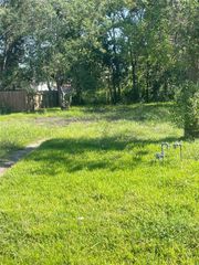 2209 Avenue F, Dickinson, TX 77539