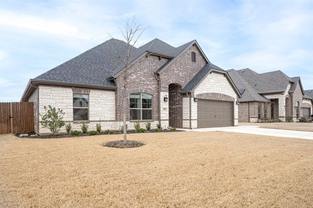 912 Meadow View Drive, Cleburne, TX 76033